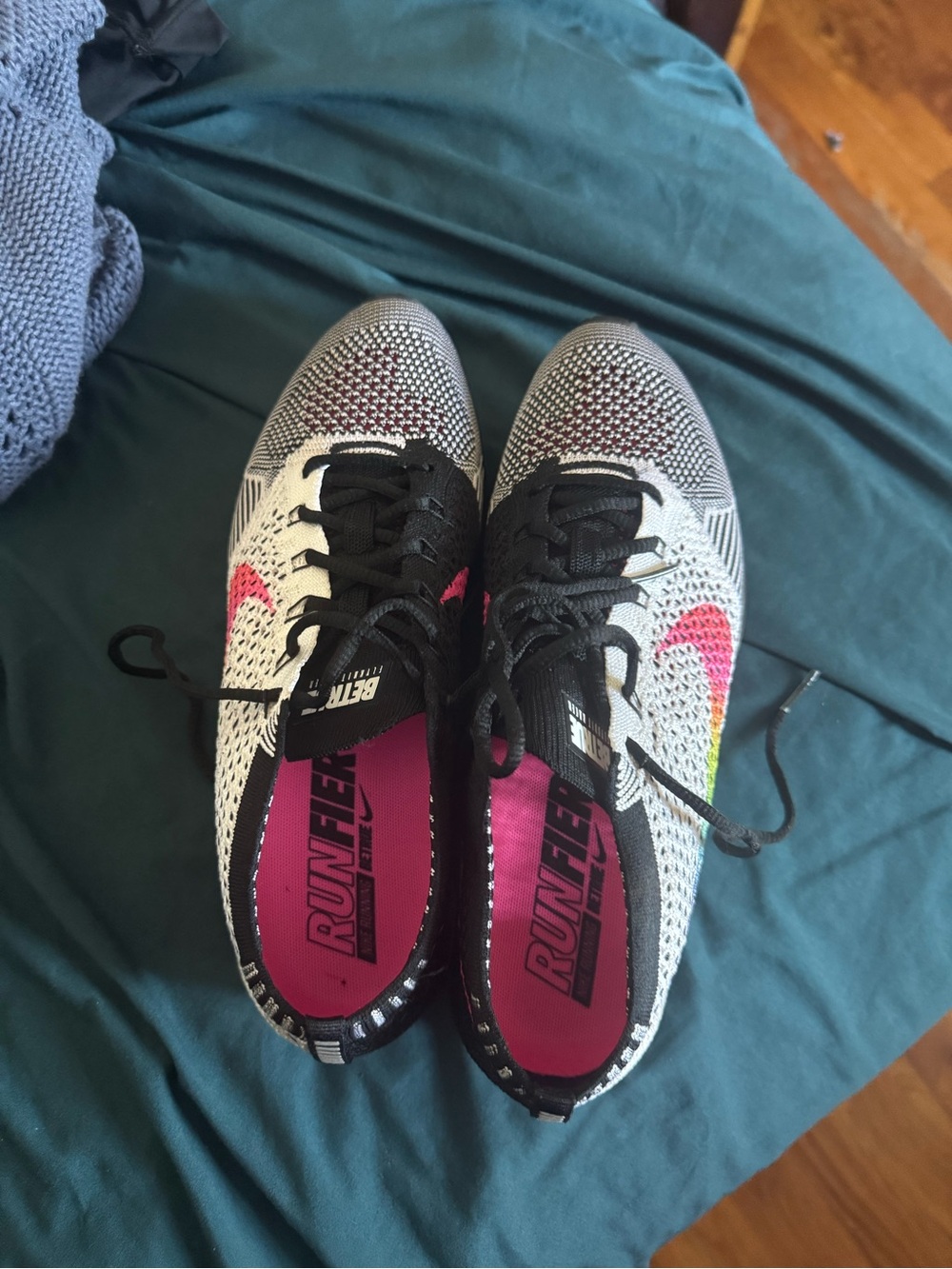 Nike Women’s Flyknit Run Shoes - White with Pink and Black